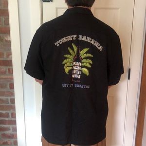 Tommy Bahama short sleeve camp shirt 🌴 Like New!